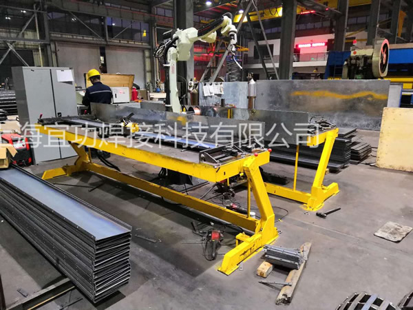 ���әC���˿͑��F��